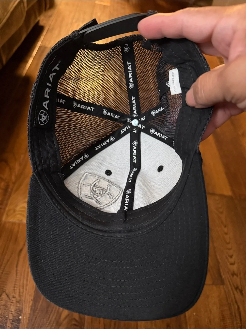 Ariat Young Kids Black Baseball Cap with Gray Shield Logo